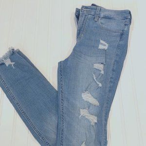 Juniors Hollister Distressed Denim Size 5R